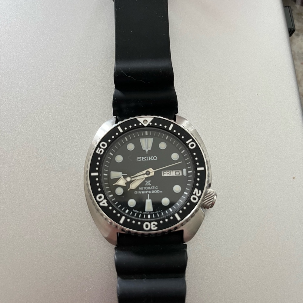 Seiko Black and Silver Diver's Watch